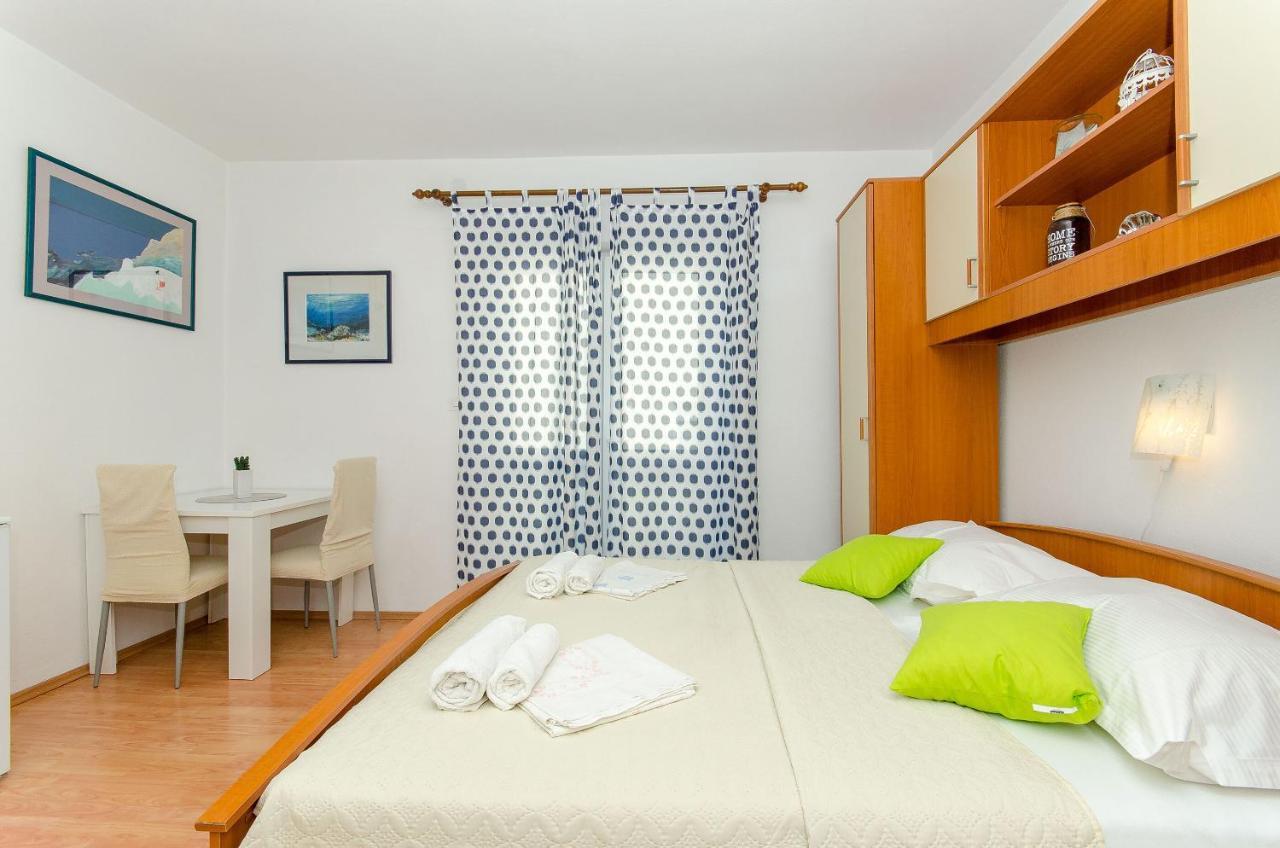 Apartments Katica マカルスカ エクステリア 写真