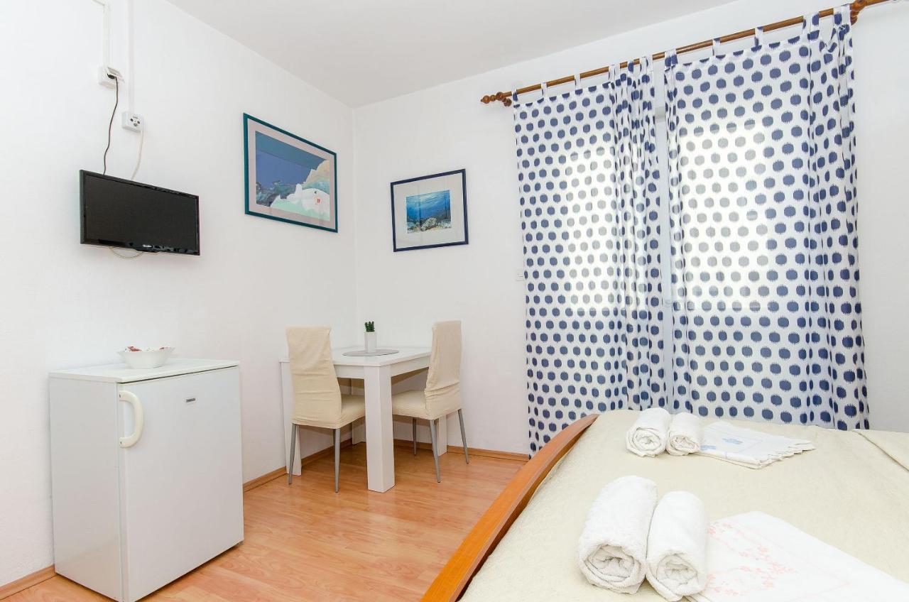 Apartments Katica マカルスカ エクステリア 写真