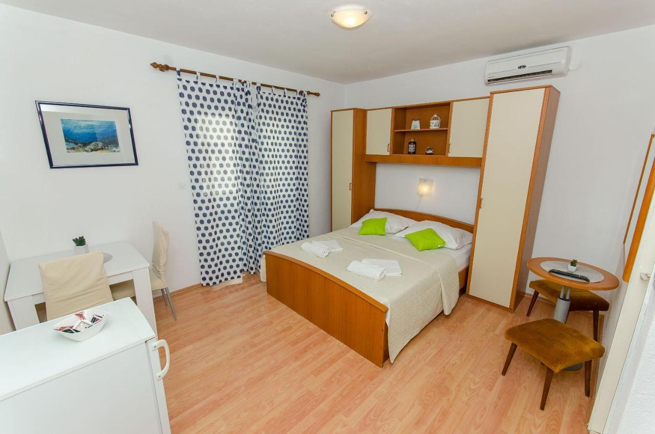 Apartments Katica マカルスカ エクステリア 写真